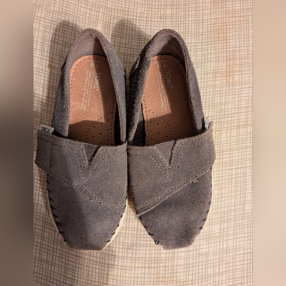 Toddle Toms